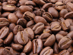 Roasted_coffee_beans-300x225